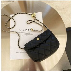 All-Match Preppy Style Women's Fashion <b>Mini</b> Leather <b>Backpack</b> Shoulder Purses with Geometric Pattern Vintage Decorative Chain - Product Image 3