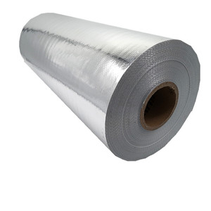 Tela Tejida de PET Metalizada a <span class=keywords><strong>Precio</strong></span> de Mayoreo para Barrera Contra la Humedad en Techos Inclinados: Resistente al Viento, <span class=keywords><strong>Aislante</strong></span> del Calor y Conservador del Calor - Product Image 1