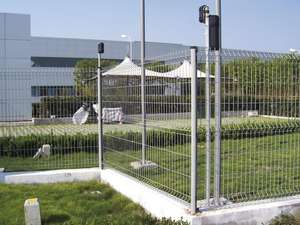 سياج أمان حديث التصميم مجلفن وثلاثي الأبعاد وصديق للبيئة للفناء والطرق والحدائق والمدارس وساحات اللعب - Product Image 5