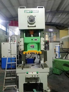 Presse à estamper SEYI SN1-160, 160 tonnes, machine <span class=keywords><strong>d</strong></span>'<span class=keywords><strong>occasion</strong></span> de haute qualité à vendre - Product Image 2