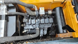 รถขุดฮุนได 220 ตัน รุ่น Korea Heavy Duty 20 ตัน ราคาดี R220LC-9S รถขุดตีนตะขาบฮุนไดมือสอง - Product Image 4