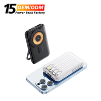 Nouvelle conception, batterie externe portable magnétique sans fil 10000mAh 22.5W à charge rapide 15W avec câbles intégrés et support pour téléphone