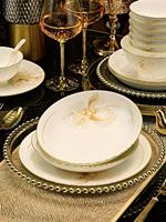 Service de vaisselle en porcelaine fine motif fleur d'oranger, design européen, résistant au lave-vaisselle, peint à la main, bord doré, vaisselle florale pour la maison et les mariages