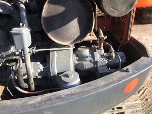 Doosan รถขุดตีนตะขาบ DH55มือสองพร้อมเครื่องยนต์ Doosan 5.5TON น้ำหนักในการทำงาน3เมตรความจุของถังมอเตอร์ & ปั๊ม - Product Image 3