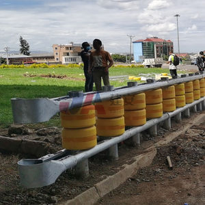 Barrera Rodante para Carreteras TL4, Material EVA para Seguridad Vial, Barrera Rodante de Tráfico al por Mayor con Precio Competitivo - Product Image 3