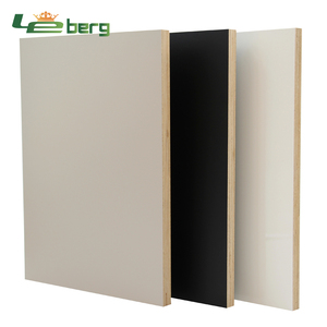 Contreplaqué PET avec bordure pour plateaux de table - Product Image 1