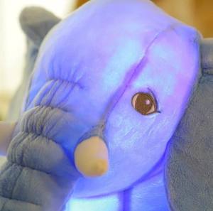 Cojín de Peluche Personalizado con Forma de Animal, Juguete de Peluche Suave y Luminoso, Almohada de Elefante con Luz LED Intermitente, Almohada de Elefante Luminosa - Product Image 6
