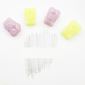Neuartige <span class=keywords><strong>Mini</strong></span>-Schreibwaren Cartoon Kinder-Radiergummi Hochwertige Bunte Bären-PVC Niedliche Geschenk-Radiergummis für Schulkinder - Product Image 2
