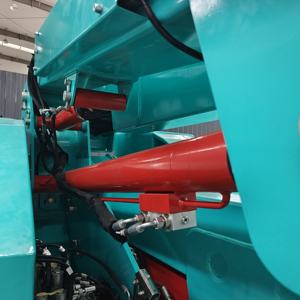 מעלית זרוע מפרקית חשמלית במבצע / פלטפורמת עבודה אווירית ניידת מסוג עכביש - Product Image 5