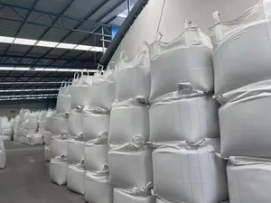 Tas FIBC kapasitas besar yang umum digunakan dalam pabrik bahan bangunan untuk penyimpanan dan transportasi tas Ton