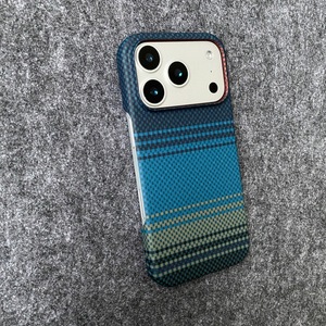 เคสโทรศัพท์ 11-17 <span class=keywords><strong>ProM</strong></span> แบบกันกระแทก ผลิตจากวัสดุ PC ผิวด้าน ป้องกันแบบกึ่งหุ้ม พร้อมลายคาร์บอนไฟเบอร์ - Product Image 4