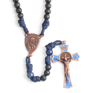 स्टाइलिश फैशनेबल पुरुषों के रोरी हार के साथ मजबूत पैराकॉर्ड डिजाइन सुरुचिपूर्ण कैथोलिक धार्मिक गहने कस्टम - Product Image 4