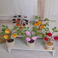 Planta en Maceta de Frutas Tejida a Crochet, Durazno, Fresa y Naranja de Lana, Linda Decoración para Escritorio y Hogar, Regalo Navideño Personalizado al por Mayor