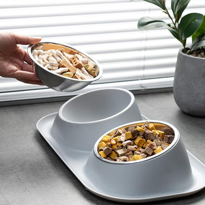 Comederos Dobles para Mascotas, Comederos <span class=keywords><strong>de</strong></span> Acero Inoxidable para Perros y Gatos, Juego <span class=keywords><strong>de</strong></span> Comederos y Bebederos Extraíbles para Gatos <span class=keywords><strong>de</strong></span> Interior y Perros Pequeños - Product Image 1