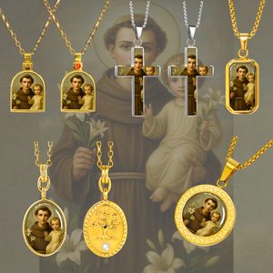 Collana con ciondolo a tema religioso di Sant'Antonio da Padova GIVELUCK, simbolo di protezione miracolosa e speranza - Product Image 1