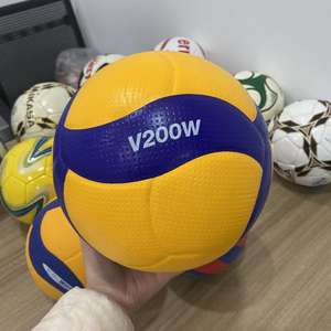 Ballon de volley-ball en PVC taille 5, super doux, durable, personnalisable, pour l'entraînement et le divertissement sur la plage, matériau populaire - Product Image 4