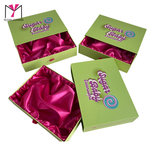 กล่องของขวัญแข็งแบบ Sugar Baby Extensions บุผ้าซาตินสีเขียว ปั๊มโลโก้ร้อน ปรับแต่งได้ - Product Image 4