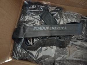 Caméra de pneu de vélo en gros <span class=keywords><strong>chambre</strong></span> à <span class=keywords><strong>air</strong></span> <span class=keywords><strong>pour</strong></span> <span class=keywords><strong>chambre</strong></span> à <span class=keywords><strong>air</strong></span> de vélo Camara 16-20 "x1.75/2.125 24*1.75/1.95 Tube vélo AV DV FV - Product Image 2