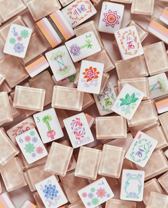 맞춤형 4중 고급 어린이 마작 타일 160개 진주빛 아크릴 내구성 친환경 세트 - Product Image 1