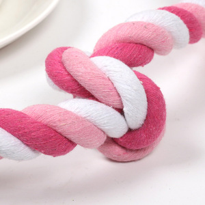 Juguete Masticable para Perros de Cuerda de Algodón con Tres Nudos, Juguete Duradero para la Dentición de Mascotas, Estilo Simple, Origen Zhejiang - Product Image 3
