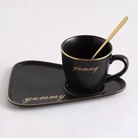 Tasse à café en céramique à poignée dorée de restaurant bleu marine de luxe au design créatif avec assiettes triangulaires