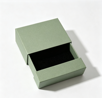 Boîte cadeau à bijoux à fermeture magnétique, type tiroir, en papier rigide recyclé, insert en mousse noire, logo personnalisé, impression quadricolore