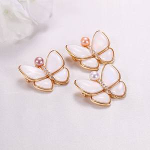 Broches de Moda Femenina de Alta Gama al por Mayor, Exquisita Flor de Pecho con Mariposa Rompiendo el Capullo para un Temperamento Elegante - Product Image 1
