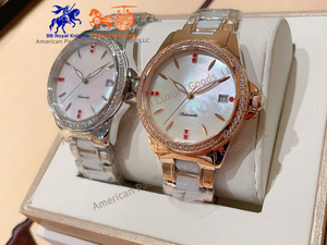 Montre en bois pour femme, montre-bracelet à quartz simple et tendance, nouveau design, montre féminine, boîte cadeau gravée personnalisée - Product Image 6