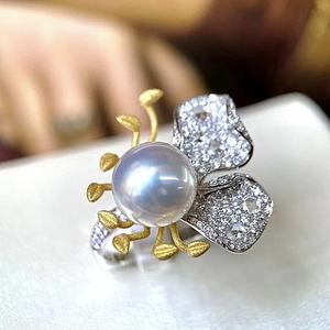 Bague en argent pur S925 à la mode printemps-été avec perle naturelle 10-9MM ronde sans défaut Produit unique et nouveau - Product Image 1