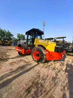 Compacteur vibrant à tambour unique Dynapac CA602 de 25 tonnes, marque néerlandaise, d'occasion