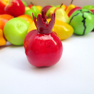 Juguetes de fresa de manzana simulada de espuma de plástico clásica certificada EN71 para ayudas de educación temprana marca QF para niños de 5 a 7 años - Product Image 5
