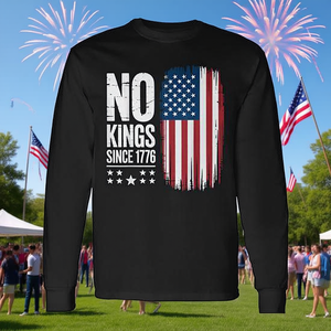 Camiseta de manga larga con bandera estadounidense No Kings Since 1776, ropa para el Día de la Independencia - Product Image 3