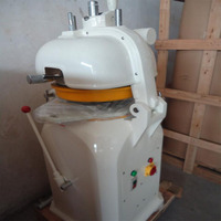 Machine à diviser la pâte à pain semi-automatique professionnelle de haute qualité