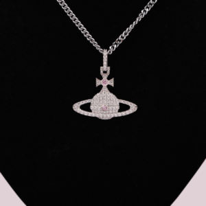 COLGANTE ESTÉTICO EN FORMA DE PLANETA CON DIAMANTE DE LABORATORIO REDONDO TINEY EN ORO SÓLIDO DE 18KT PARA TODAS LAS OCASIONES PARA MUJER - Product Image 5