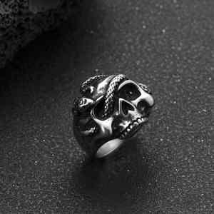 Anillo de calavera de nuevo diseño para hombre - Product Image 3
