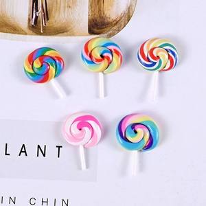 Nuevo y Popular Mini Lollipop de Arcilla con Diseño de Arcoíris Kawaii, para Decoración de Teléfonos, Manualidades, Scrapbooking y DIY - Product Image 1