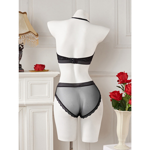 Ensemble de lingerie sexy en dentelle ajourée à col halter et décolleté plongeant, style européen et américain, vente en gros directe usine - Product Image 2