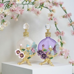 30ml breveté ange fée fleur métal bouteille de <span class=keywords><strong>parfum</strong></span> huile essentielle rechargeable Attar bouteilles en verre décoration de la maison cadeau 30230 - Product Image 1