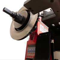 Machine à tailler les disques et tambours de frein C9372