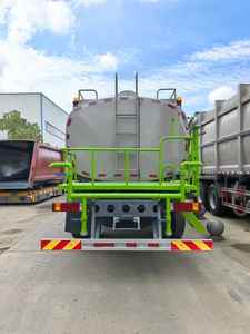 Vecchia cisterna per acqua 12000L buone funzioni Complete di colore carburante Diesel 4x2 ruota motrice usata carrello irrigazione Sprinkler medio oriente 4x2 - Product Image 4