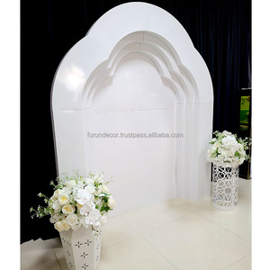 Nouvelle décoration de scène multi-accessoires grande arche de mariage incurvée blanche art en fer multicouche exclusif pour les mariages et les fêtes - Product Image 6