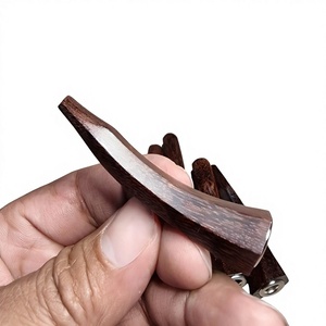 Pipa de Tabaco de Madera Hecha a Mano, Estilo Clásico, Acabado Lacado, Pipa para Fumar Duradera y Ecológica - Product Image 1