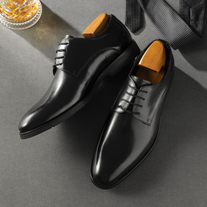 Chaussures décontractées britanniques en cuir de vachette, chaussures tendance pour hommes pour coiffeurs, chaussures en cuir à bout pointu pour affaires - Product Image 2