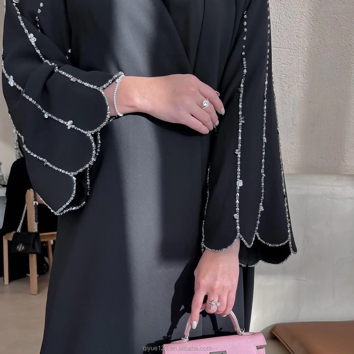 OEM/ODM EID Abaya desgaste de alta qualidade preto longo Modesto Vestido Cetim Modesty Aberto Abaya Vestuário Islâmico Vestido Muçulmano