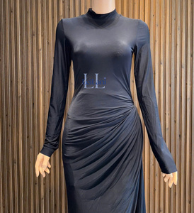 Robe longue moulante élégante pour femme, style urbain, à manches classiques, taille froncée, col montant, en mélange de coton, polyester et élasthanne, Vietnam - Product Image 6