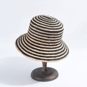 Nouveau Chapeau de Soleil d'Été 2025 pour Femme, Design Bicolore, en Paille de Raphia, Style Bob, Idéal Plage et Extérieur - Product Image 3
