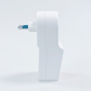 Protector de Voltaje Brasileño 16A 220V Dispositivo de Protección Contra Sobretensiones Para TV y Computadora - Product Image 1