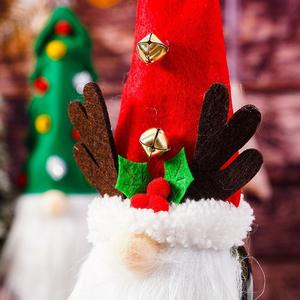 Housse de bouteille de <span class=keywords><strong>vin</strong></span> en tissu, gnome de Noël, sapin de Noël, chapeau en forme de bois de cerf, décoration de table de Noël, ornement - Product Image 3