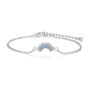 NUOVO Bracciale da <span class=keywords><strong>Donna</strong></span> di Alta Qualità alla Moda con Design Geometrico Trendy in Ottone e Zirconi Sole e Luna di Marca di Lusso - Product Image 2