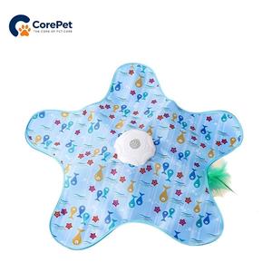 Jouet de chasse électrique pour chat avec abri de camouflage et baguette interactive rotative à 360 degrés pour animaux de compagnie - Product Image 1